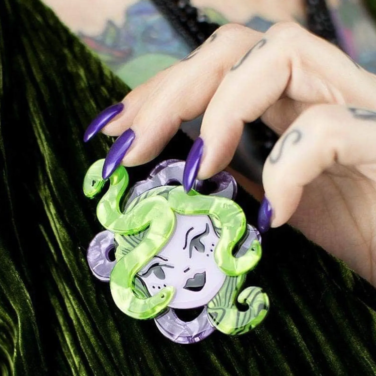Avert Thy Gaze Brooch^Erstwilder Sale