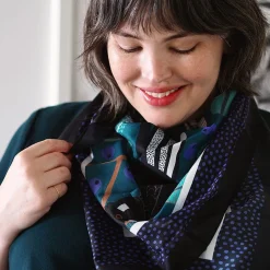 Bella The Black Cockatoo Square Scarf^Erstwilder Sale