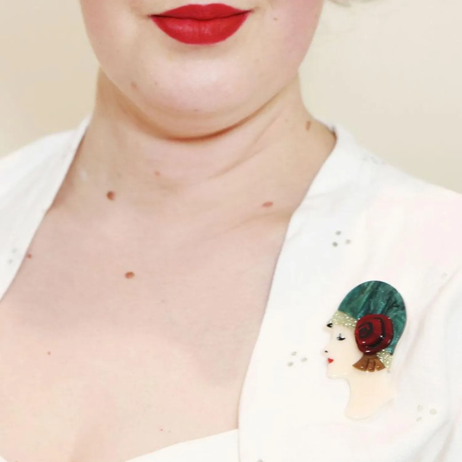 Clouche Couture Brooch^Erstwilder Best