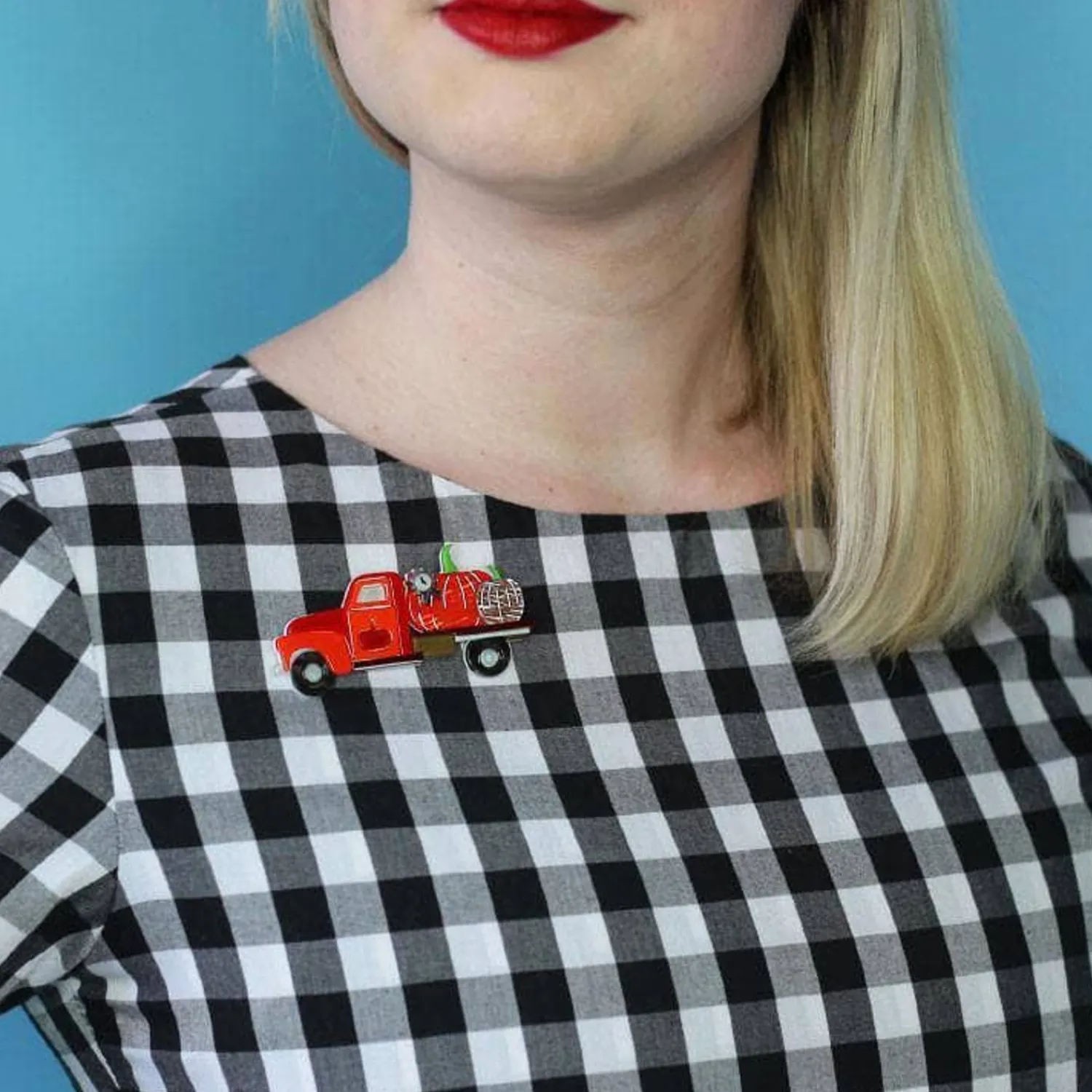 County Fair Chariot Brooch^Erstwilder Outlet