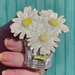 Day'S Eye Brooch^Erstwilder Sale