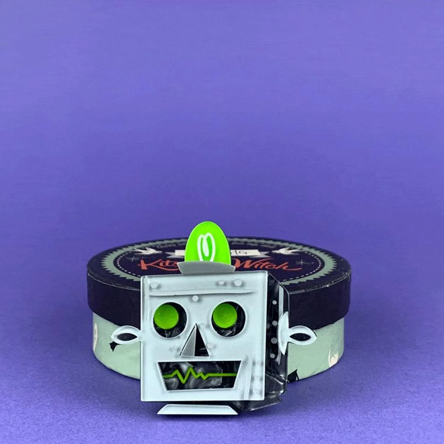 Does Not Compute Brooch^Erstwilder Best