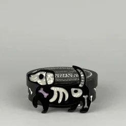 Doggo Darkness Brooch^Erstwilder Online