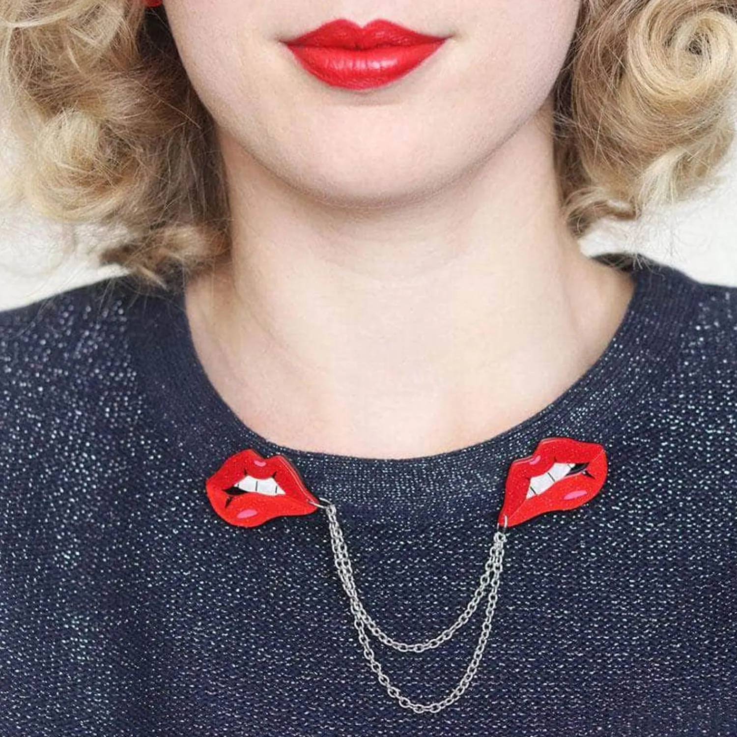 Double Feature Lips Double Brooch^Erstwilder Clearance