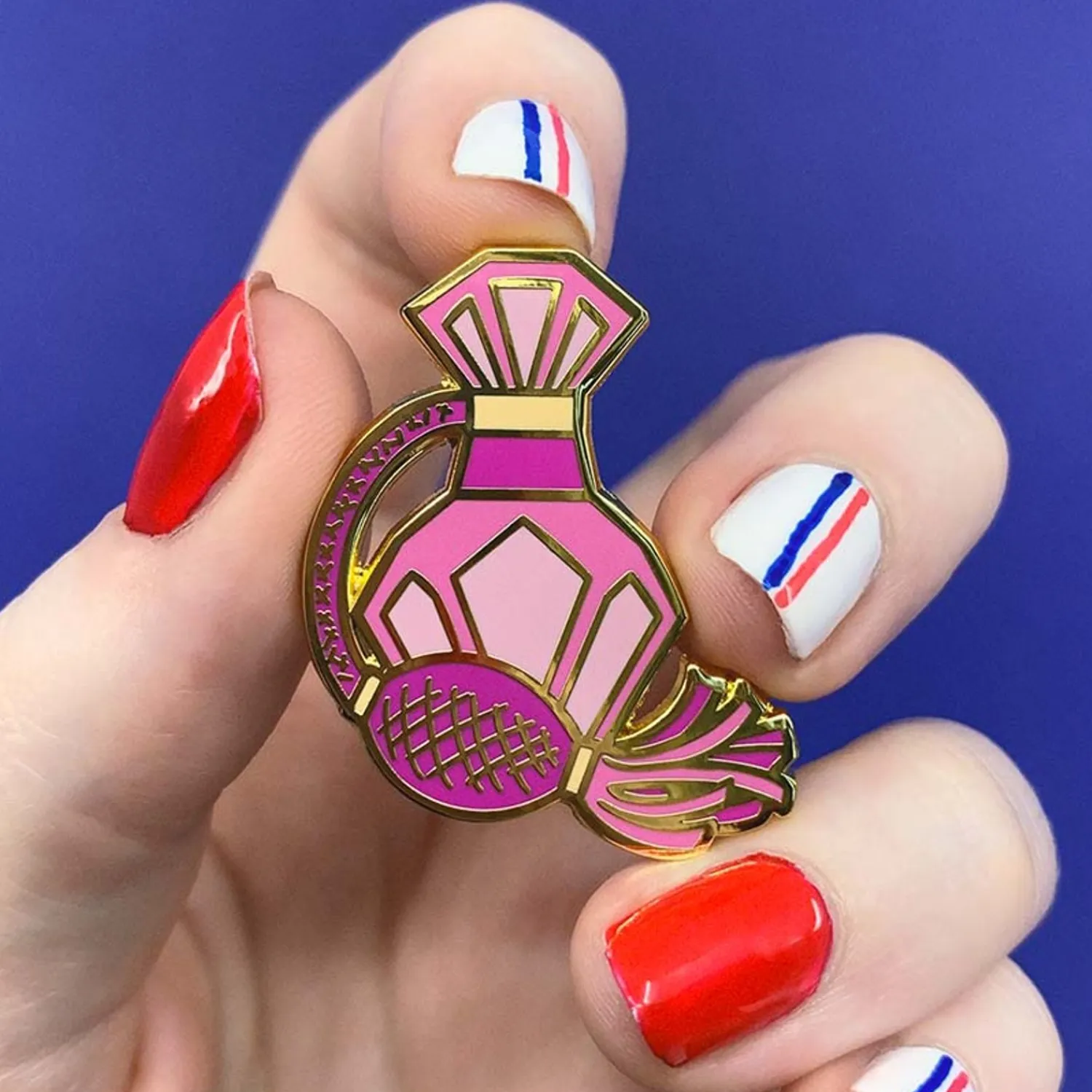 De Parfum Enamel Pin^Erstwilder Clearance