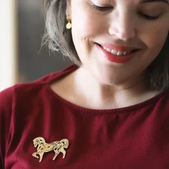 Friesian Fancy Perfume Brooch^Erstwilder Outlet