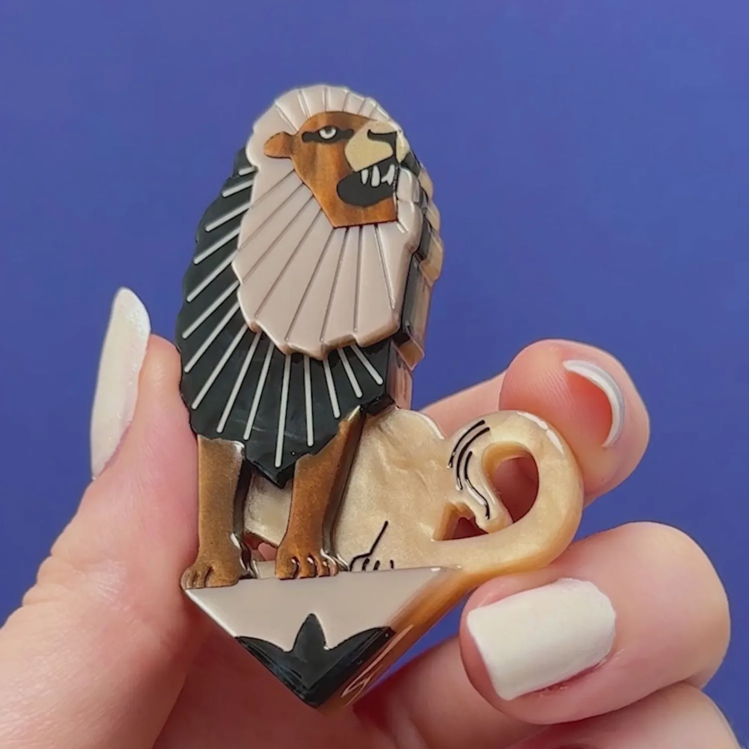 Golden Pride Brooch^Erstwilder Clearance