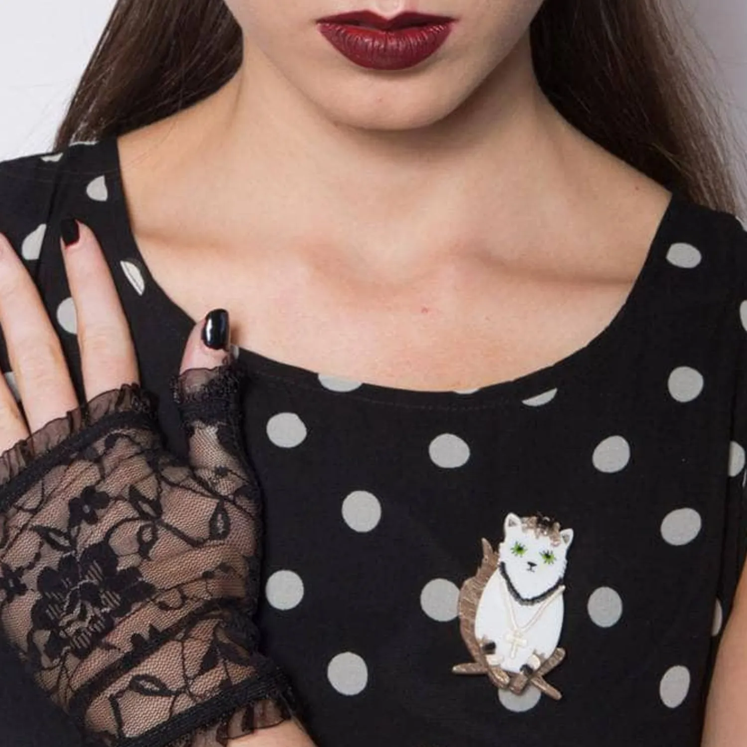 Papa Don'T Preach Cat Brooch^Erstwilder Best