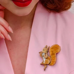 Squirrel Nutkin Brooch^Erstwilder New