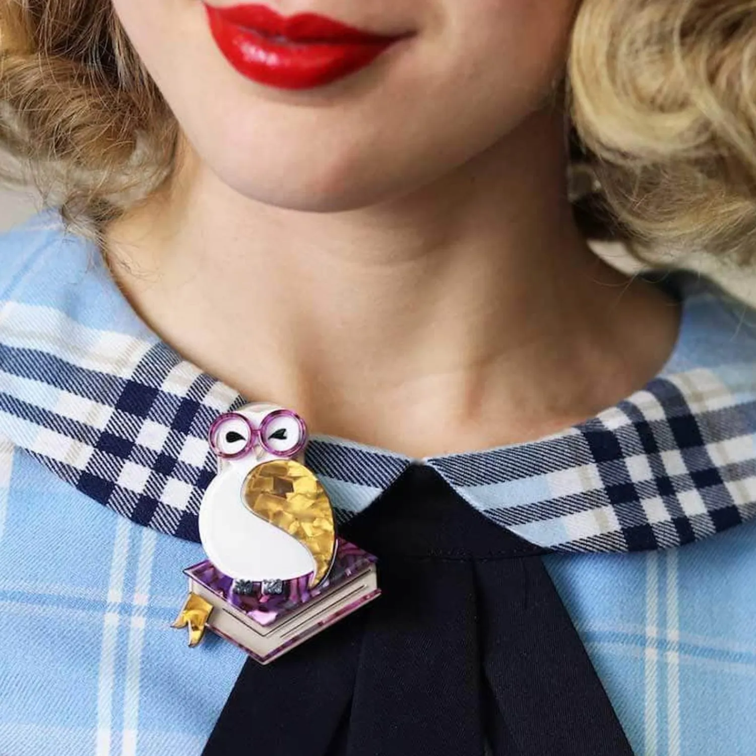 Studious Snow Owl Brooch^Erstwilder New