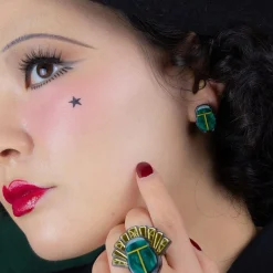 The Heart Of Egypt Scarab Stud Earrings^Erstwilder Outlet