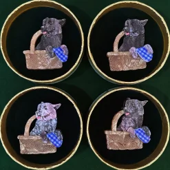 Toto Brooch^Erstwilder Hot