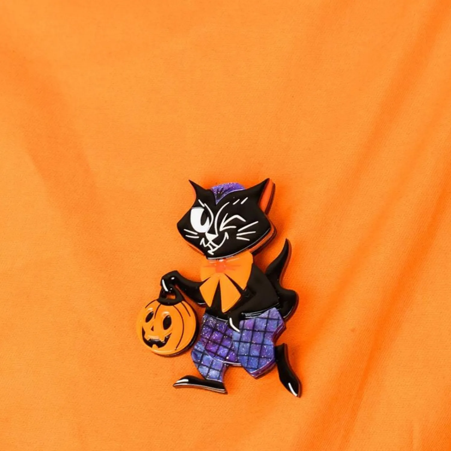 Treat Seeker Cat Brooch^Erstwilder New