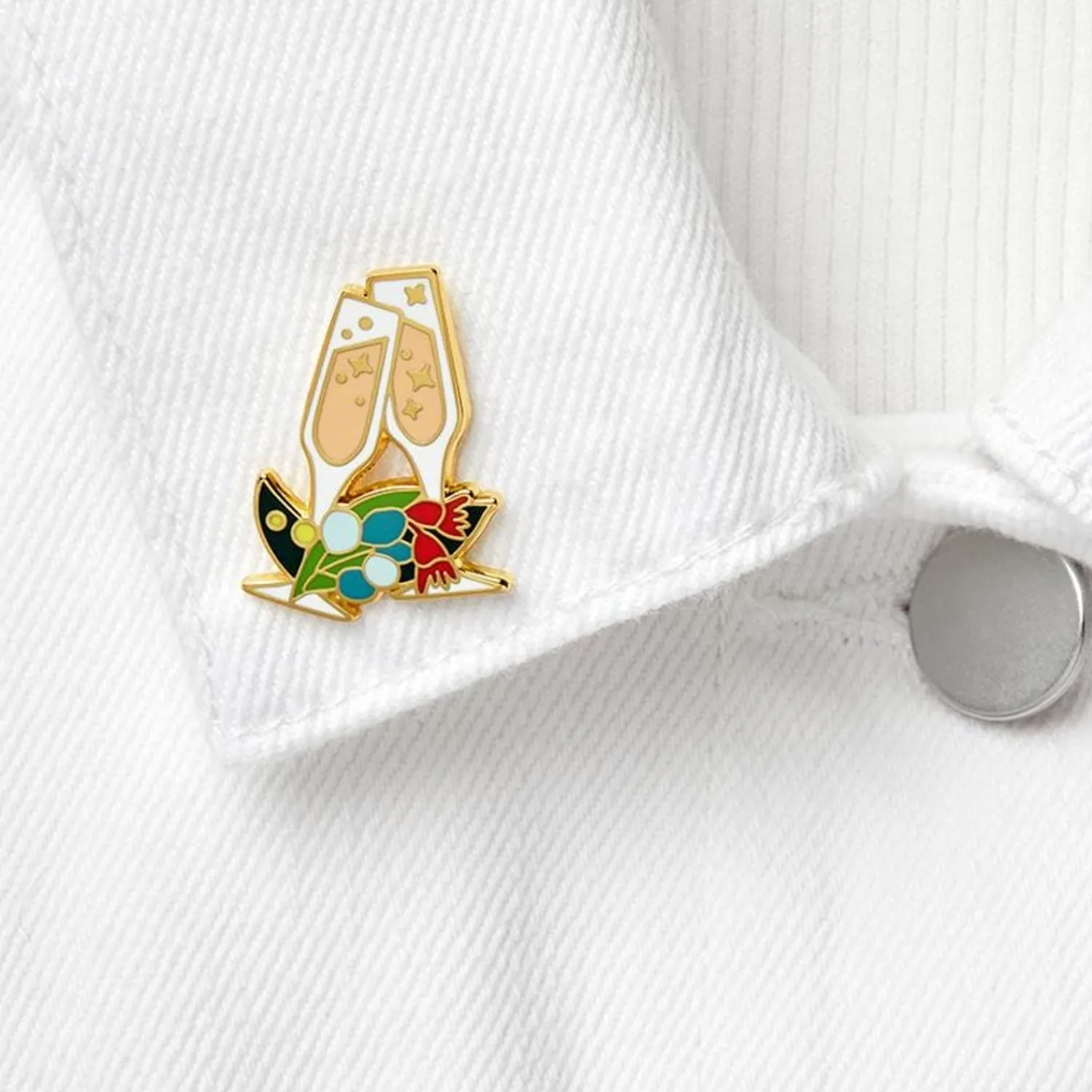 Yuletide Sparkles Enamel Pin^Erstwilder Outlet